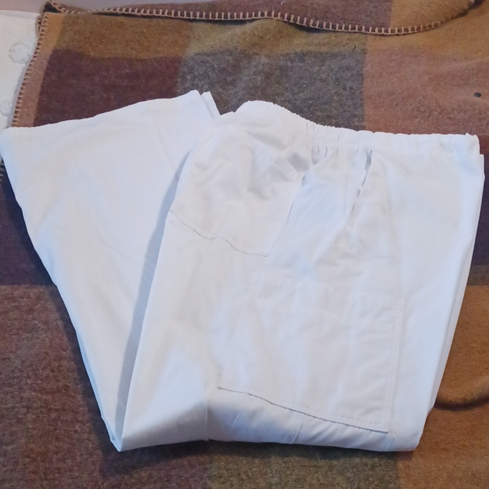 SB Scrubs Cargo Pants Wide Leg  *New*  M